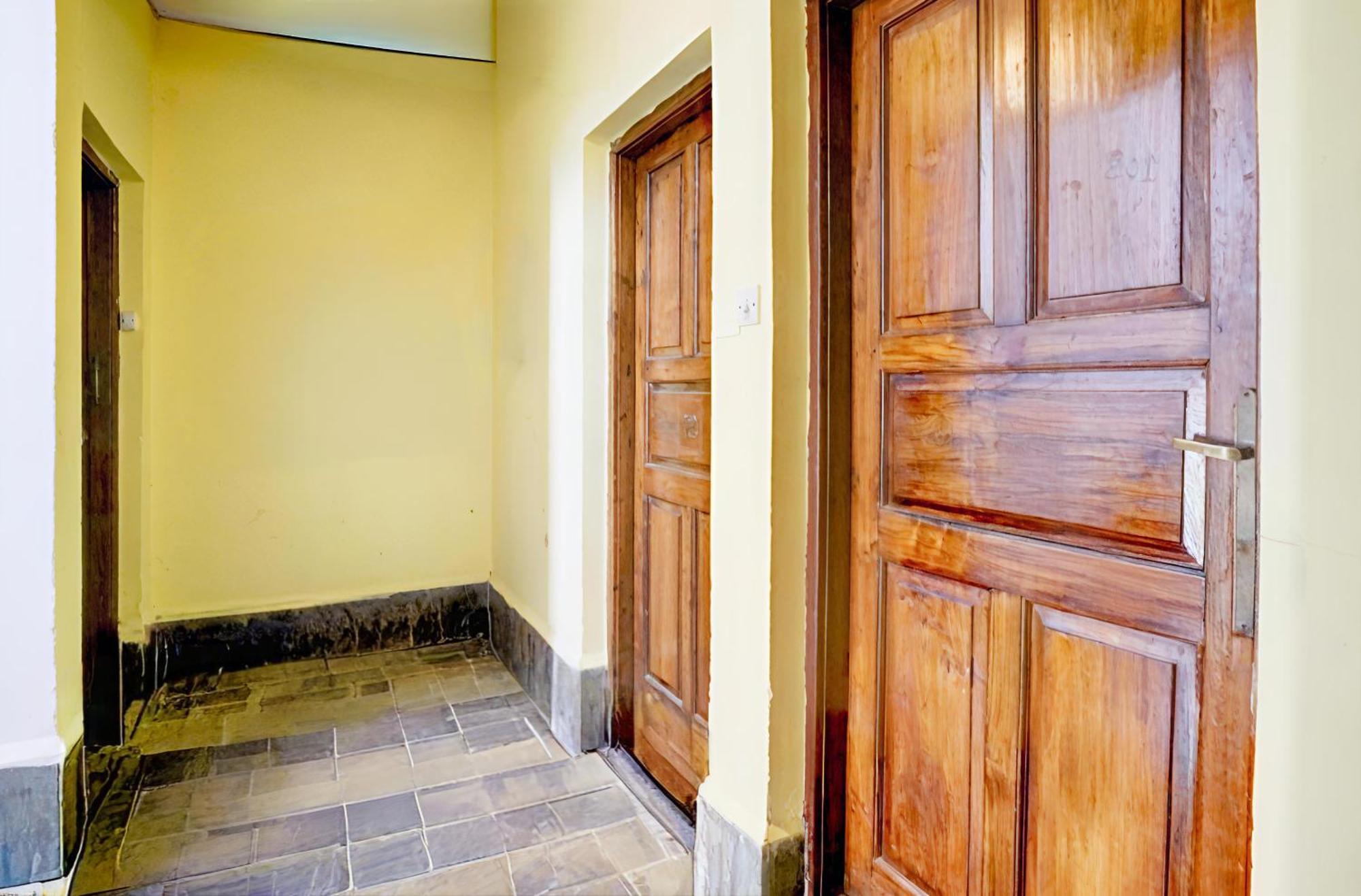 Ocean Walk Apartments 2Bhk Calangute Luaran gambar