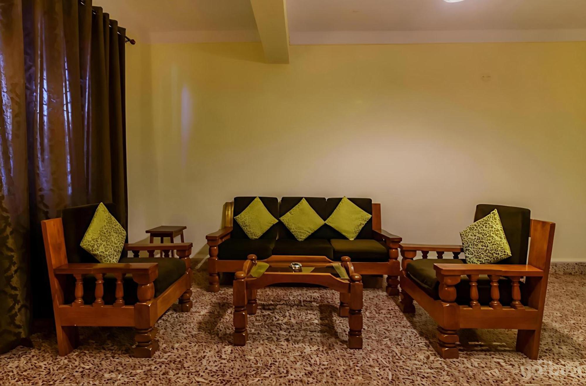 Ocean Walk Apartments 2Bhk Calangute Luaran gambar