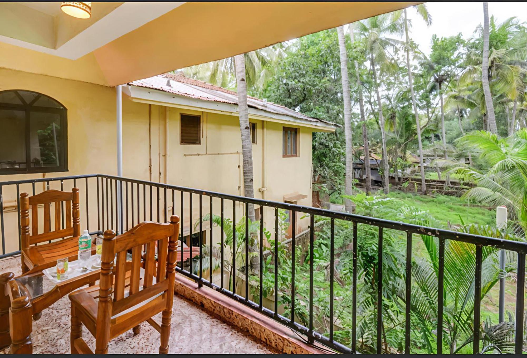 Ocean Walk Apartments 2Bhk Calangute Luaran gambar